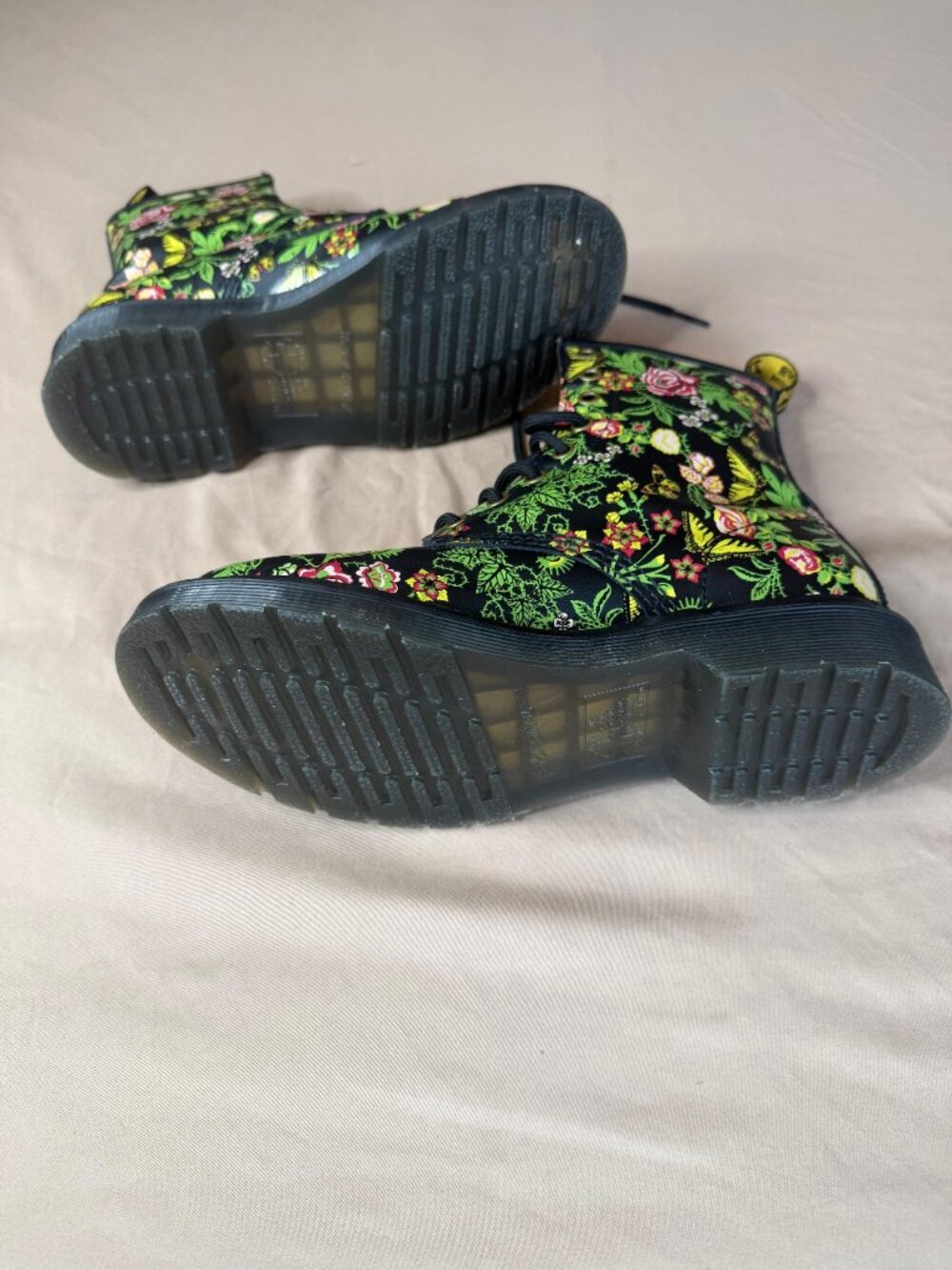 Dr. Martens 1460 Wanderlust Floral Butterfly 8-Eye Boots Women's Size 8 - Picture 14 of 14